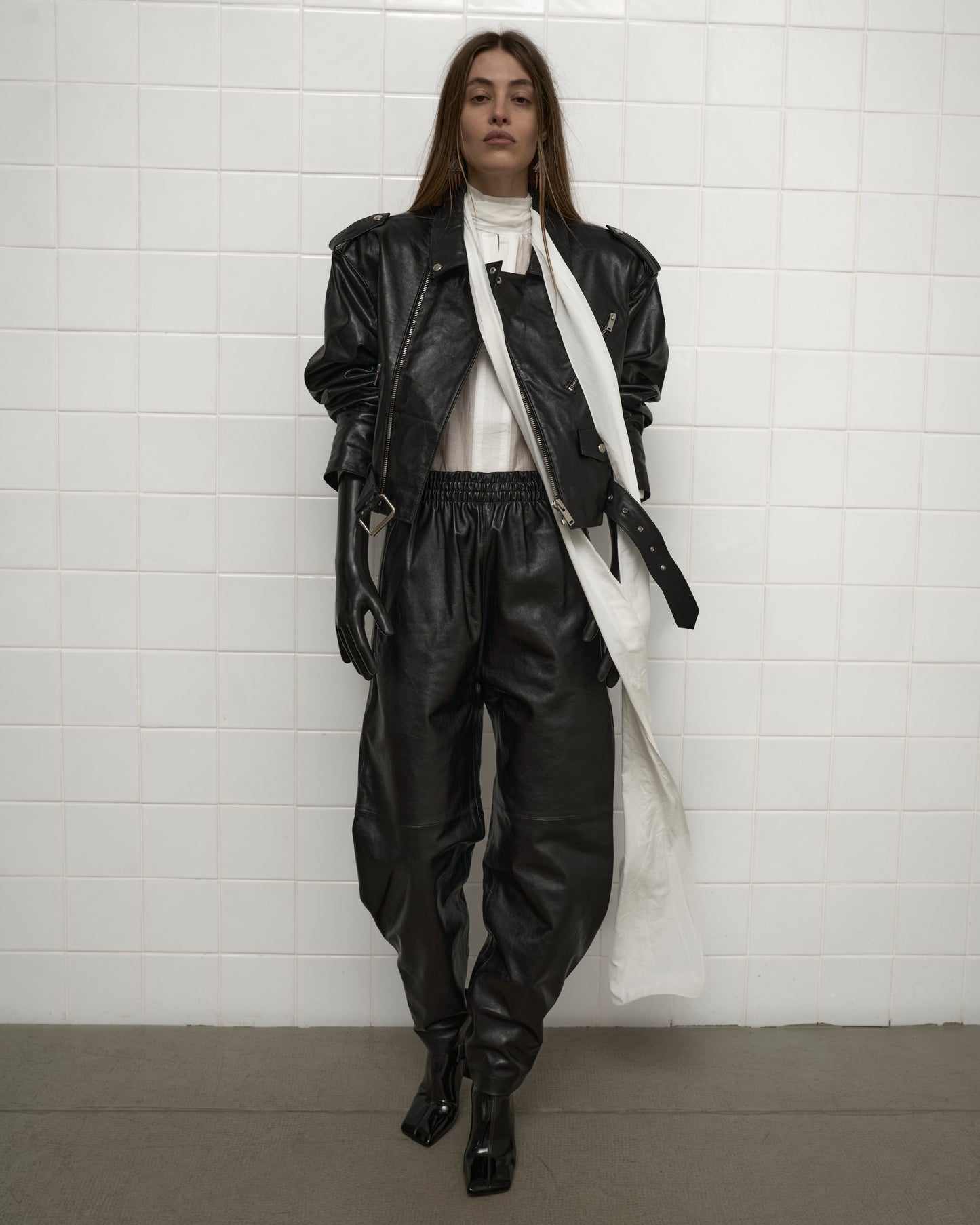 CROPPED LEATHER JACKET